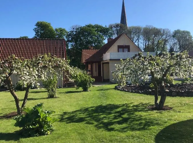 Дом отдыха Kalvi Tee Puhkemaja *