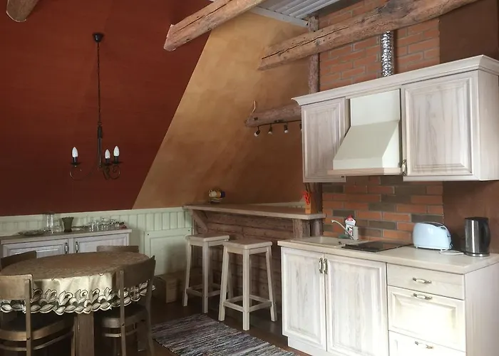 Kalvi Tee Puhkemaja Дом отдыха